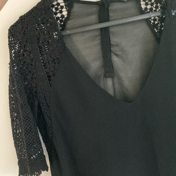 ZARA Trafaluc Women’s Black Chiffon Blouse Crochet Sleeves V Neck Size S - Picture 4 of 8